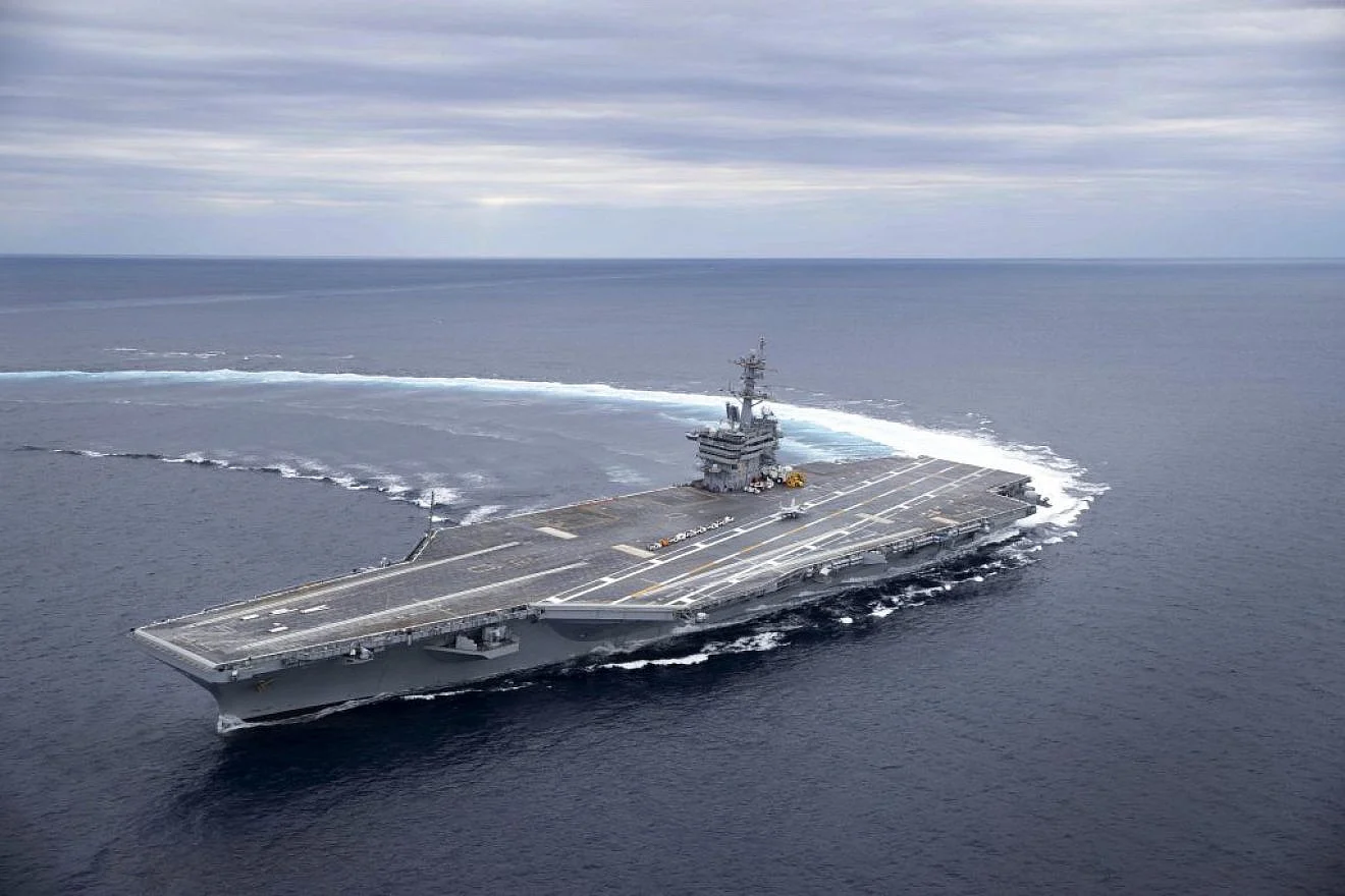 İran İnqilab Keşikçiləri ABŞ-ın Linkoln təyyarədaşıyan gəmisini hədəf aldıqlarını bildirirlər