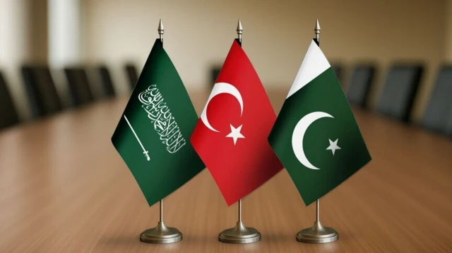 Sərt xətt tərəfdarı "Kayhan" qəzeti Məkkə sazişini tənqid edib, Pakistanın vasitəçiliyini şübhə altına alıb