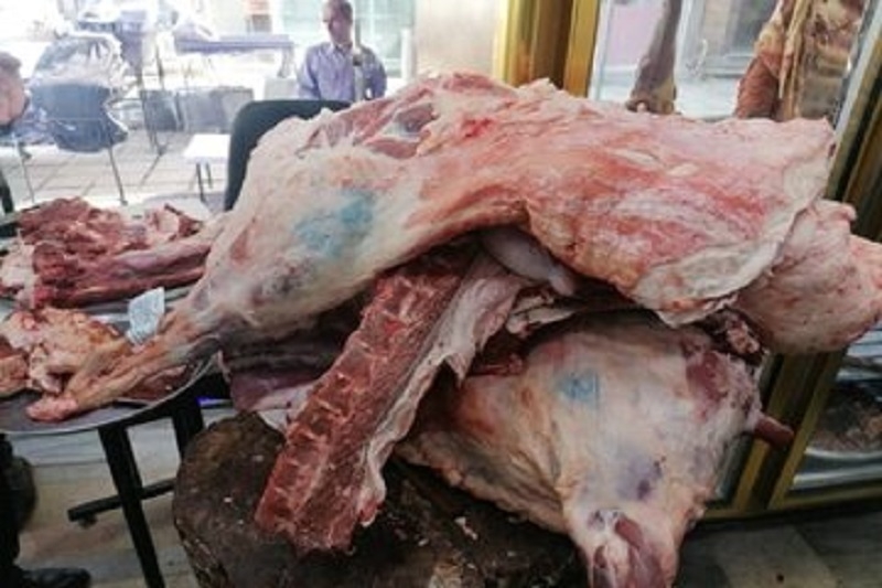 İranda təkdırnaqlıların ətinin satışı artıb