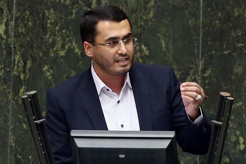 İranlı deputat millət vəkillərimizi “həyasız” adlandırdı