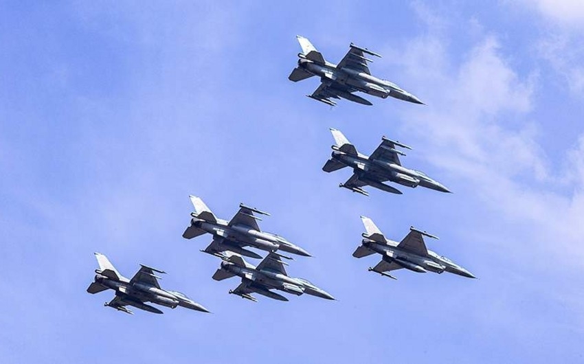 Poland scrambles jets in response to Russian activity
