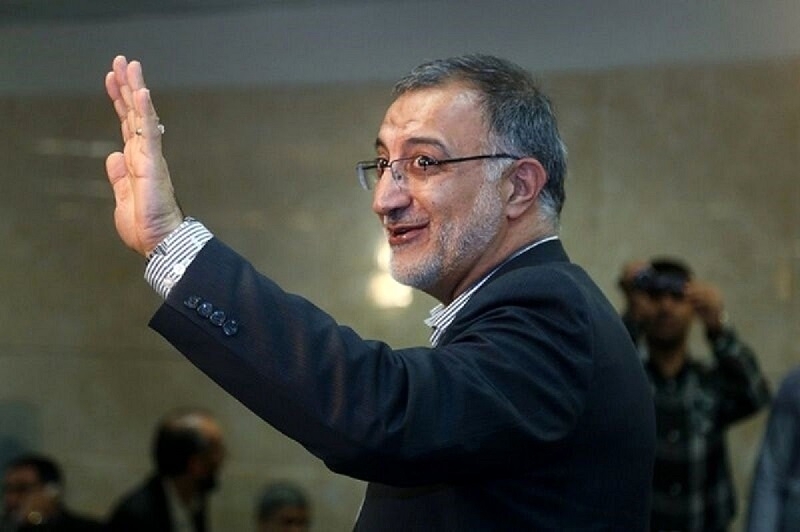 Another candidate withdrew from the Iranian election
