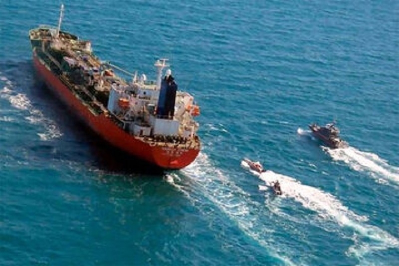 Iran seizes oil tanker