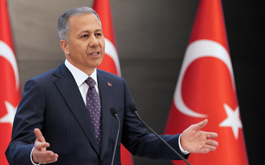Ali Yerlikaya: Türkiyədən 2017-ci ildən bəri 915 mindən çox suriyalının geri qayıdışı təmin edilib