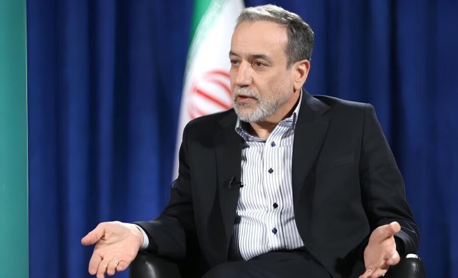 Iranian Foreign Minister intensifies regional talks amid US threats