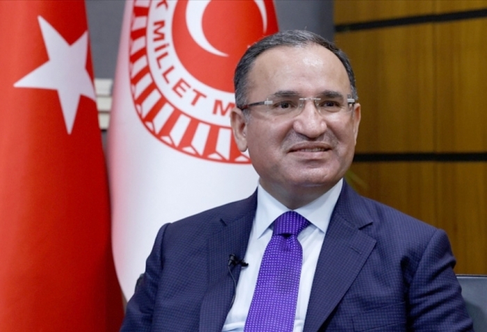 Bekir  Bozdağ Türkiyə parlamentinin vitse-spikeri oldu