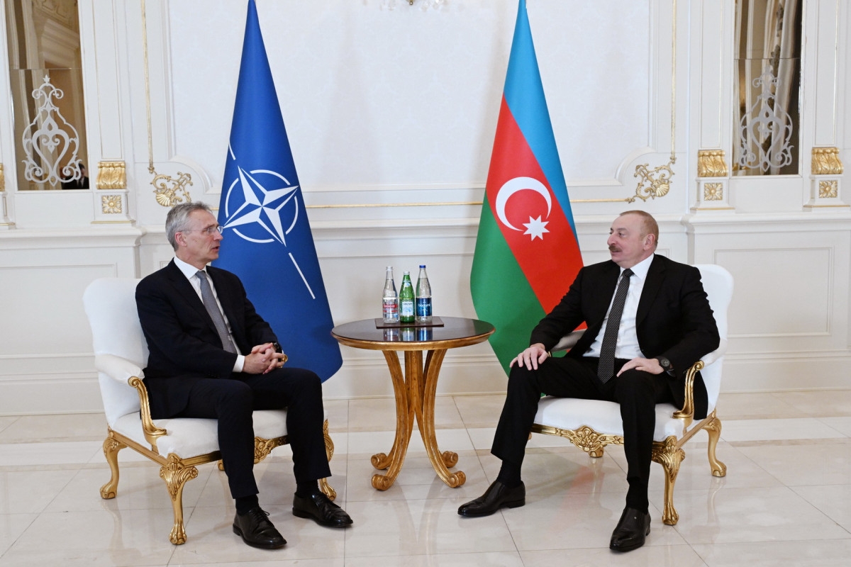 Azərbaycan Prezidentinin NATO Baş katibi ilə təkbətək görüşü olub
