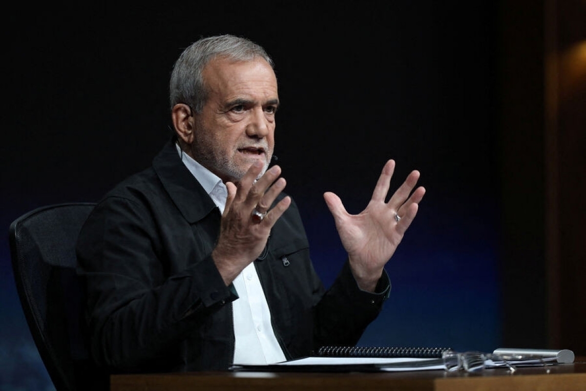 Pezeshkian acknowledged the poverty of non-Persian regions