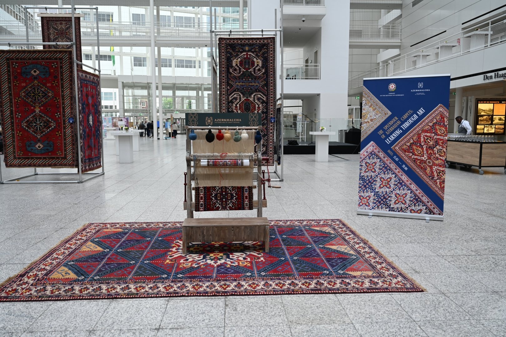 Persian media furious over Azerbaijani carpet labeling