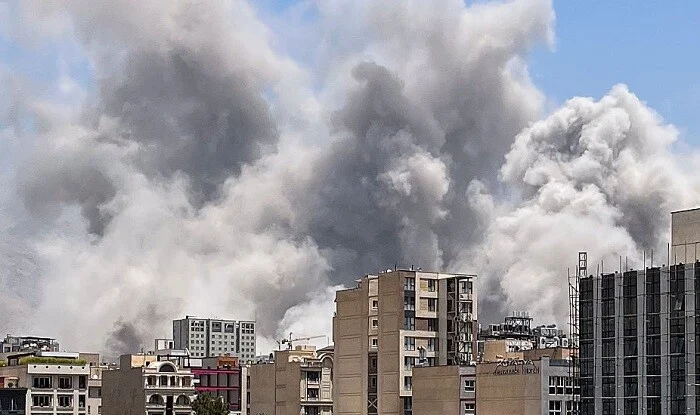 Iranda Ekspertlər Meclisinin binası bombalandı