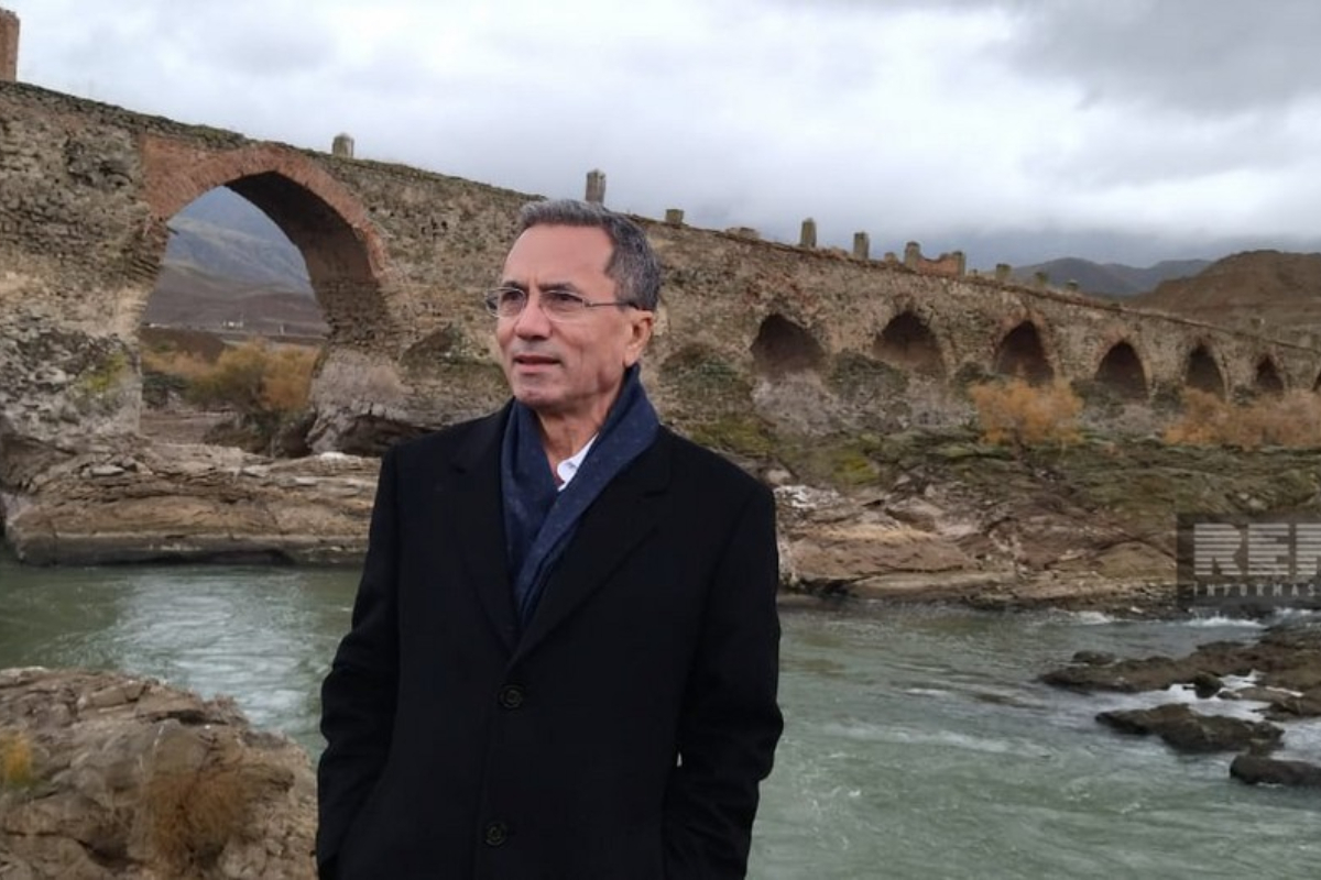 Əhməd Obalının Amerika Prezidenti Donald Trampa müraciəti