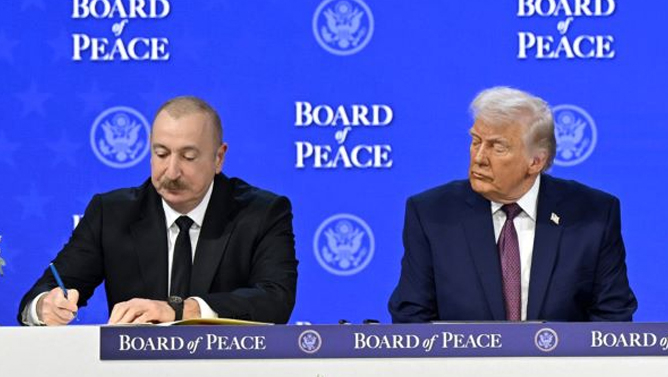Tramp Vaşinqtonda “Sülh Şurası”nda: Azərbaycan adını deməyi sevirəm (Video)