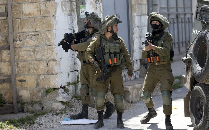İsrail ehtiyatda olan 300 min hərbçisini orduya çağırır
