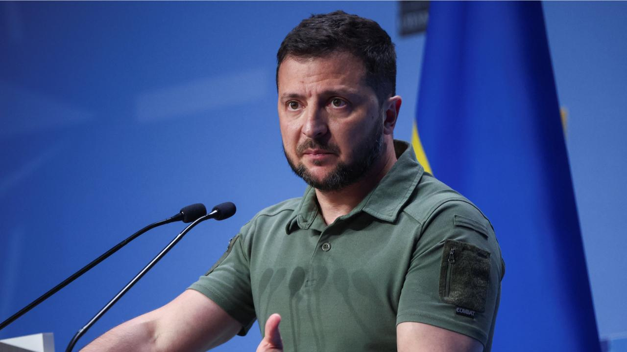 Zelenskidən dünyaya çağırış: Rusiya səması təhlükəlidir!