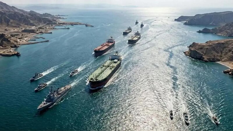Hörmüz boğazından gündə 11 milyon barelə yaxın neft daşınır