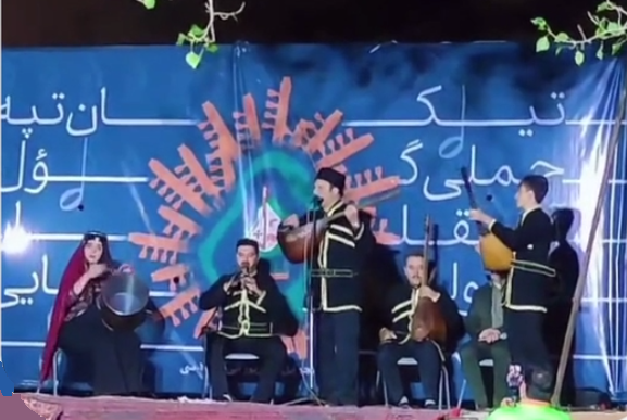 Tikantəpədə qopuzlar səslədi - Çəmli Göl Böyük Aşıqlar qurultayına ev sahibliyi etdi