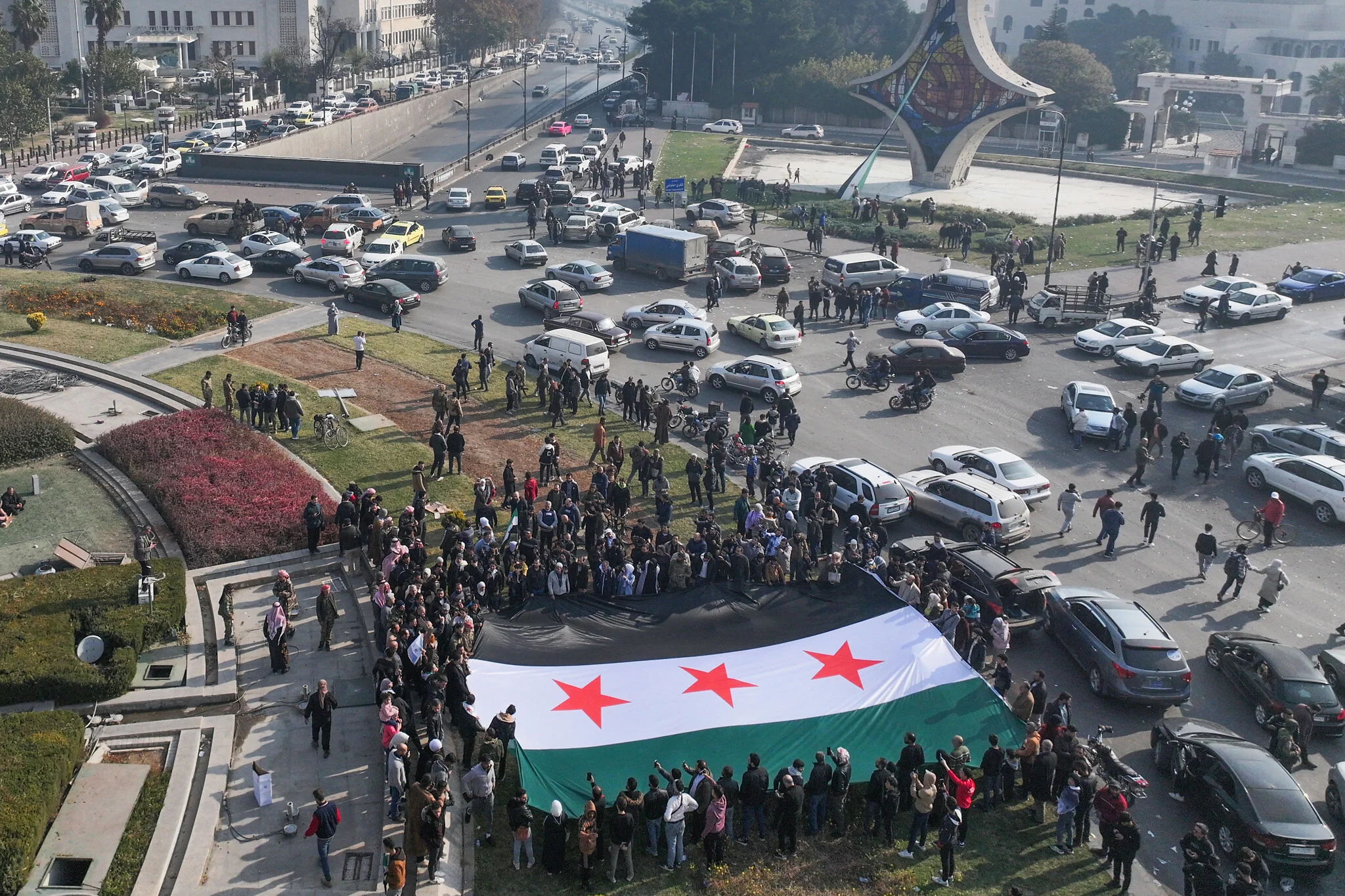 New syrian government held meeting with ambassadors in Syria