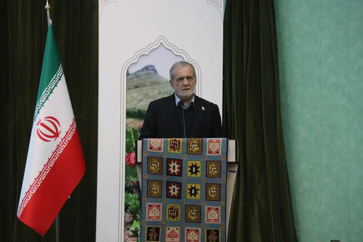 پزشکیان: دلار ۲۸۵۰۰ تومانی را هر کس گرفت خورد؛ دیگر به کسی نمی‌دهیم
