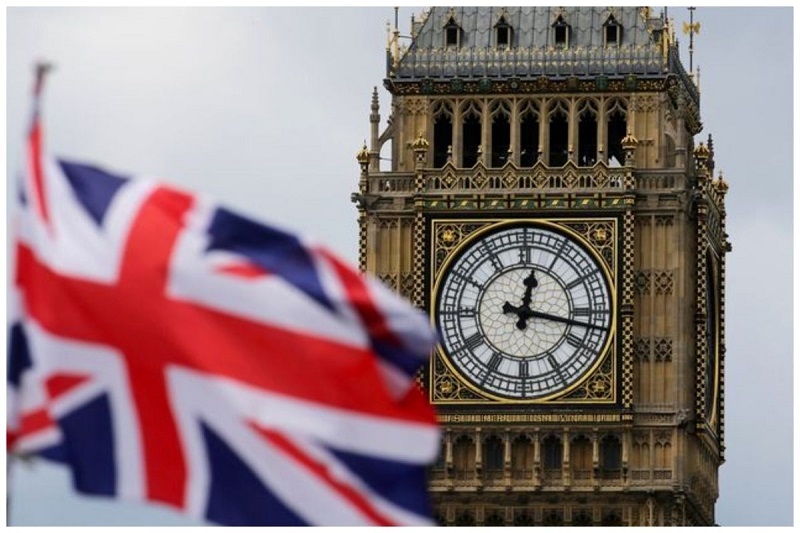 İran Britaniya agentlərini həbs etməyə çalışır - Teleqraf