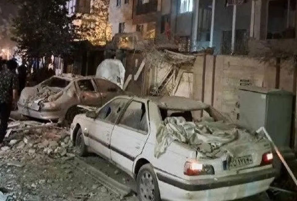 واشینگتن‌پست: موساد در عملیات نارنیا بیش از ۱۰۰ عامل ایرانی را به کار گرفت و آنها به یک سلاح محرمانه مجهز شدند