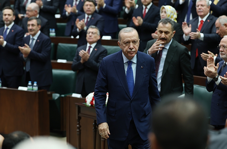 Ərdoğan: Hər kəs əlini Suriyadan çəksin