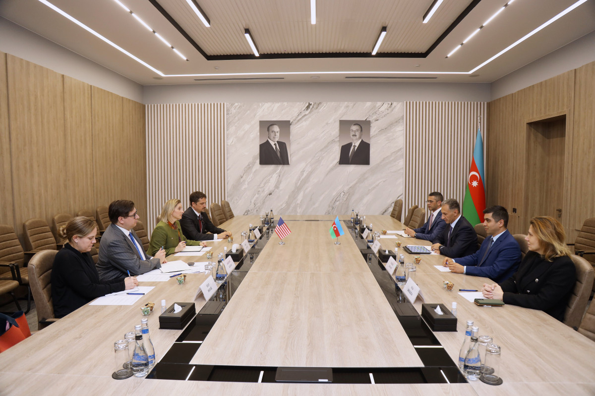 Azərbaycanla ABŞ Zəngəzur dəhlizi ilə bağlı əməkdaşlıq məsələlərini müzakirə ediblər