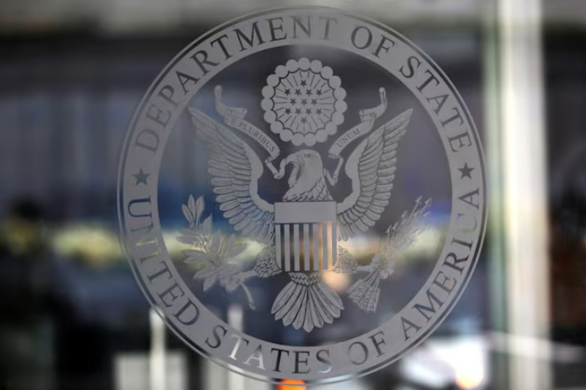 Amerika İran nefti ilə ticarət edən şəxslərə qarşı sanksiyaları genişləndirib