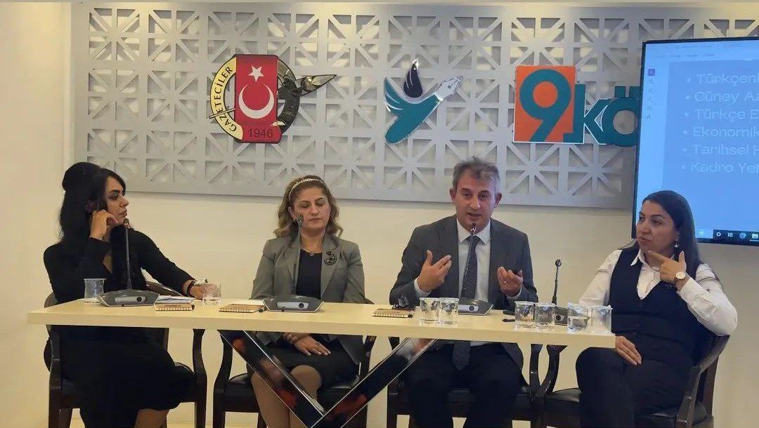 نشست علمی «تورک‌ها در ایران و آذربایجان جنوبی» در آنکارا برگزار شد