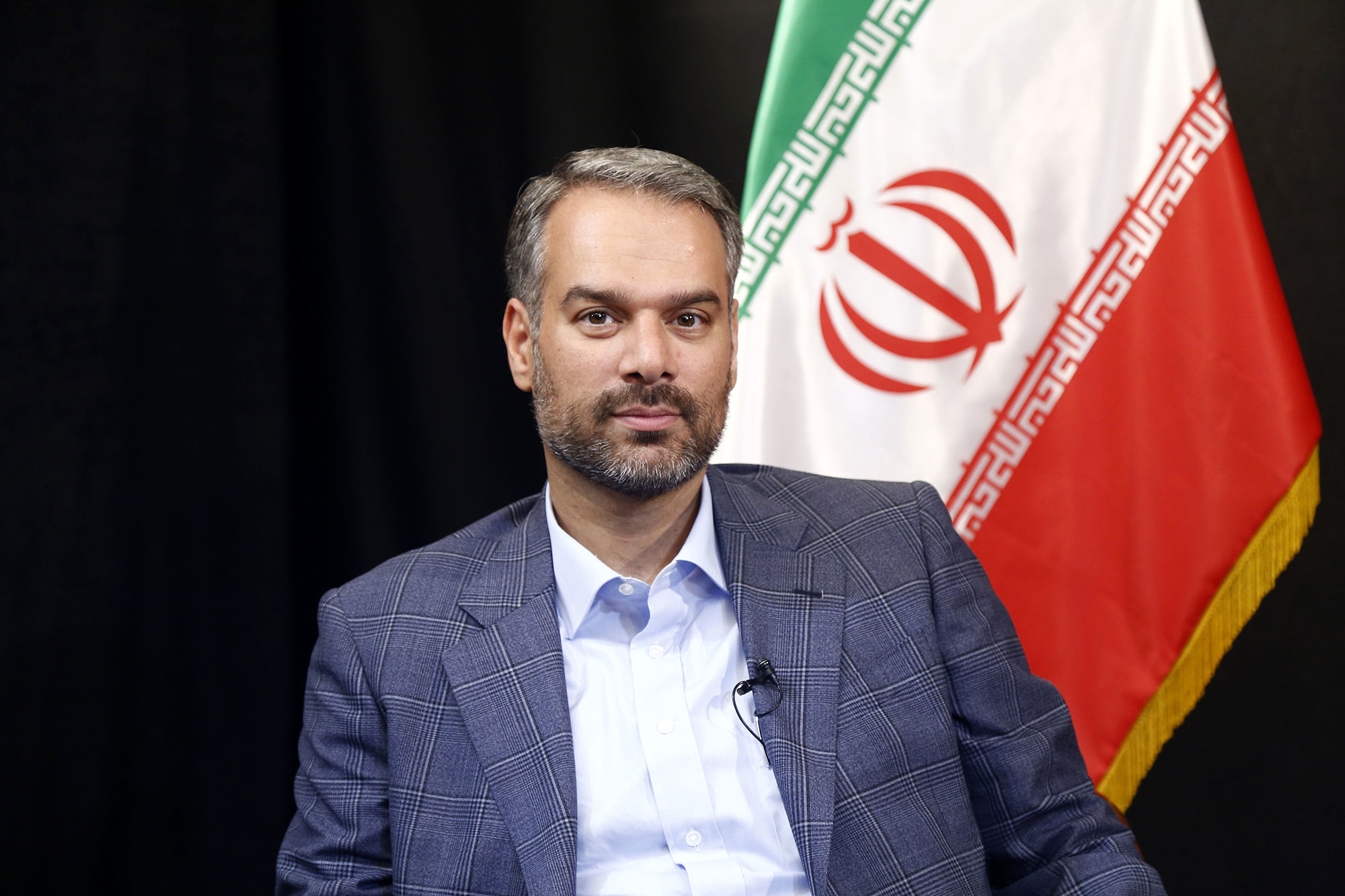 Iranian Parliament threatens Azerbaijan