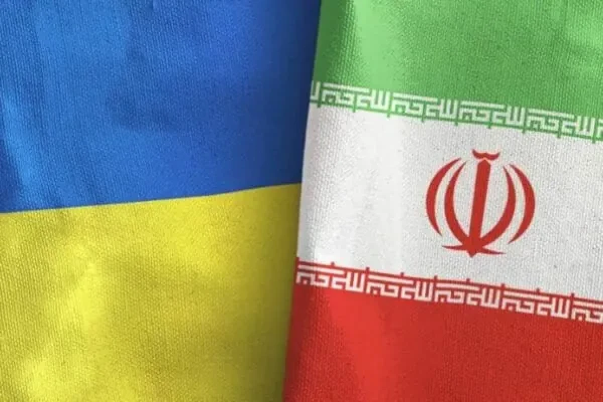 Iranian FM Urged Ukraine to Stop Supporting Opposition Forces in Syria