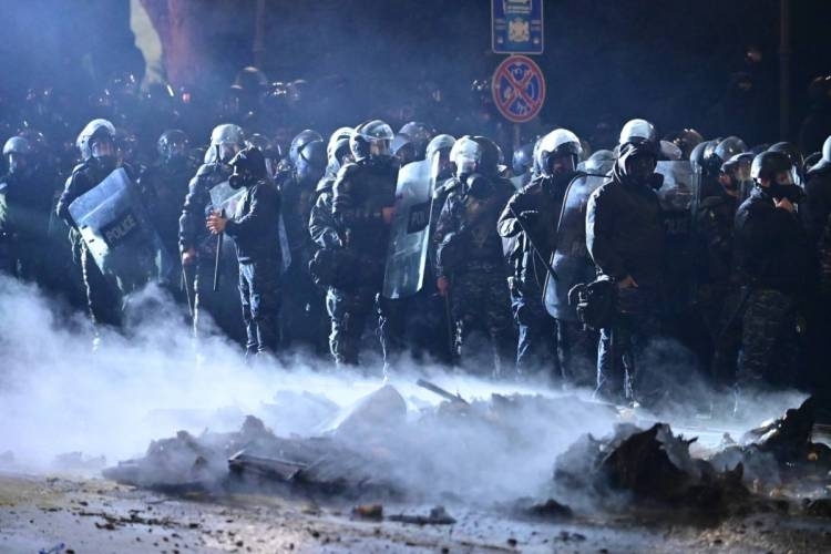 Bolnisidə azərbaycanlılar ayağa qalxdı: Gürcü xüsusi təyinatlıları Arıxlı kəndinə girdi