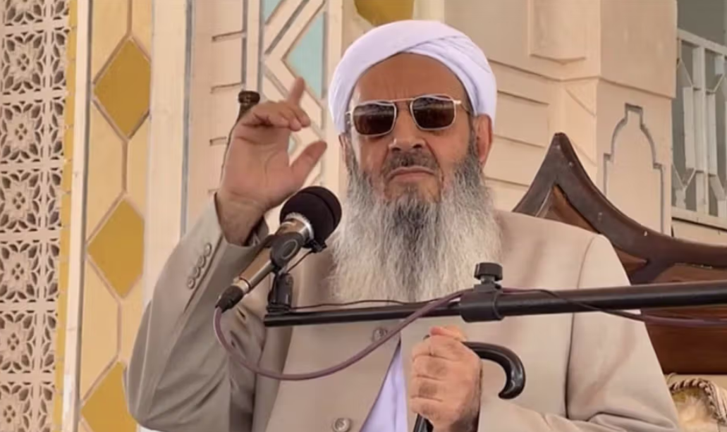 مولوی عبدالحمید: رهبران واقعی گذار سیاسی در داخل ایران به‌ویژه در زندان‌ها هستند و باید آزاد شوند