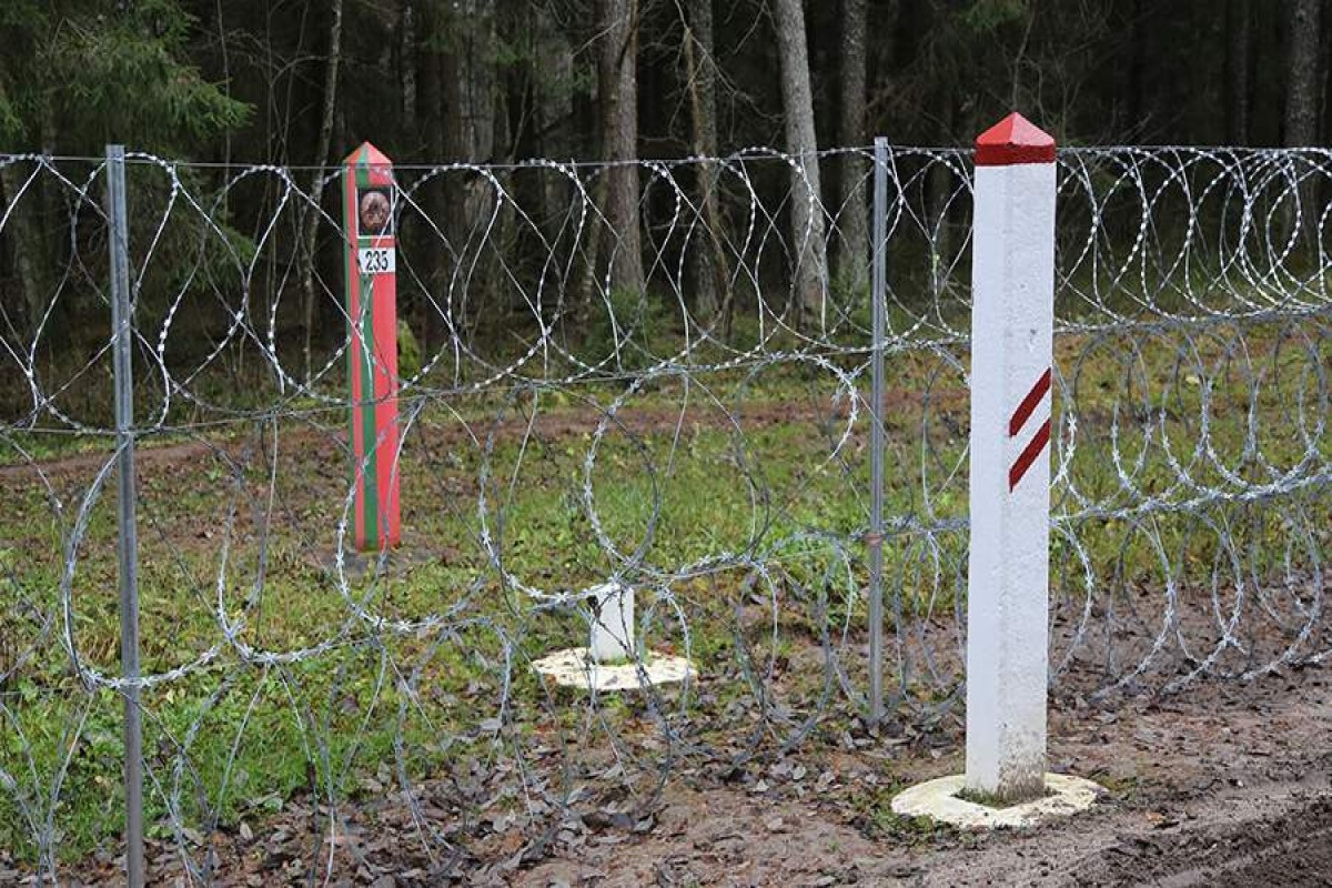 Belarus MN: Ukrayna sərhədə şəxsi heyət və hərbi texnika cəlb etməyə başlayıb