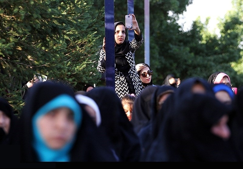 Tehran Universitetində məcburi hicab qaydaları sərtləşdirildi