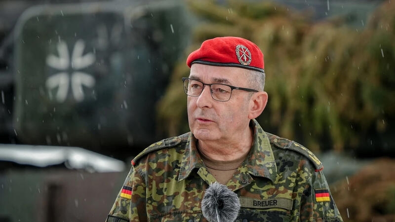 Almaniyanın Baş Qərargahı müharibə üçün vaxt verdi