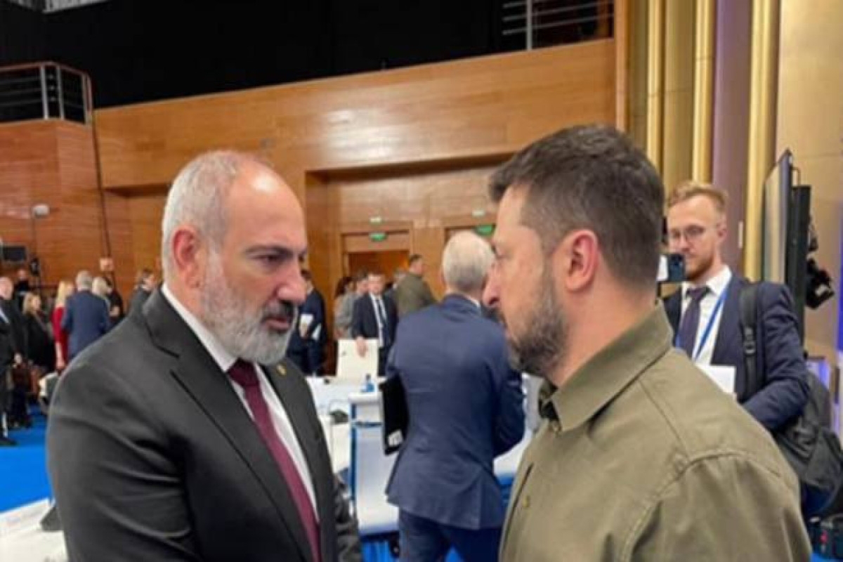 Paşinyanla Zelenski Qranadada görüşüb