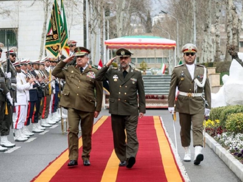 Iranian Defense Minister met with his Syrian counterpart - Israel launched airstrikes