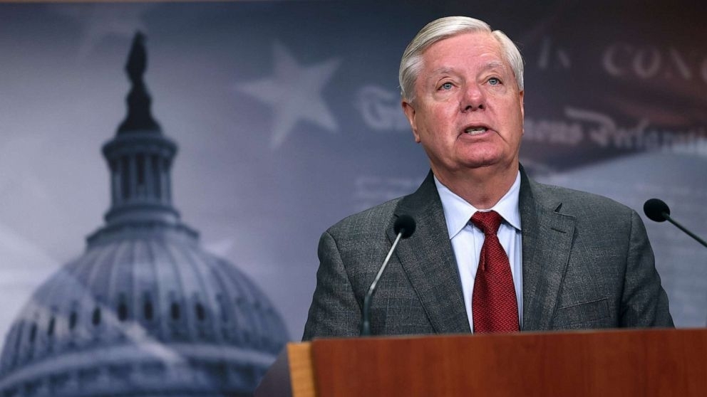 Senator: Israel should strike Iran