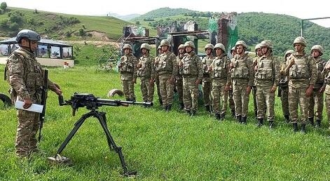 Ordumuzda hərbi vəzifəlilərin təlimi keçirilib