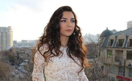 Azərbaycanlı aktrisa Türkiyədə mükafatlandırıldı – VİDEO