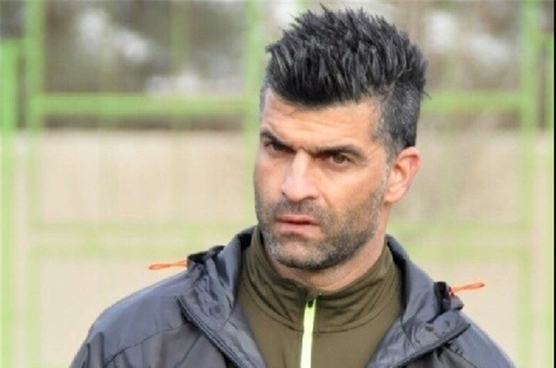 Rəhman Rzayi hakimiyyəti tənqid etdiyinə görə İran yığmasından qovulub