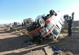 İranda daha bir yol qəzası: Mikroavtobus yoldan çıxaraq aşıb, 11 nəfər yaralanıb