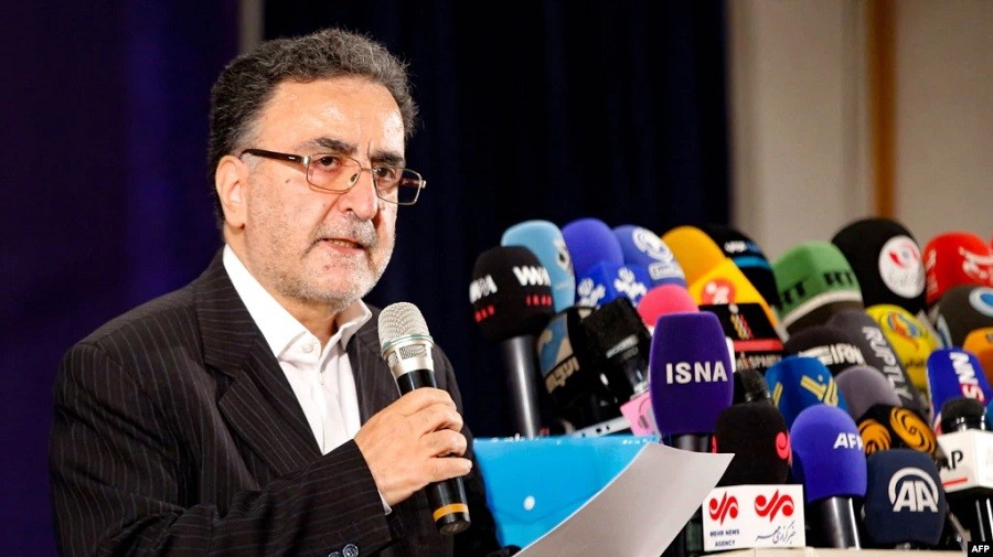 İranda prezident seçkilərinə namizəd tanınmış siyasi fəal həbs edildi