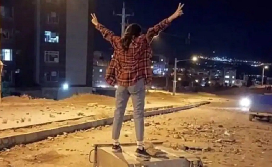 Ərdəbil və Kürdüstan əyalətlərində məktəb və universitetlər bağlandı