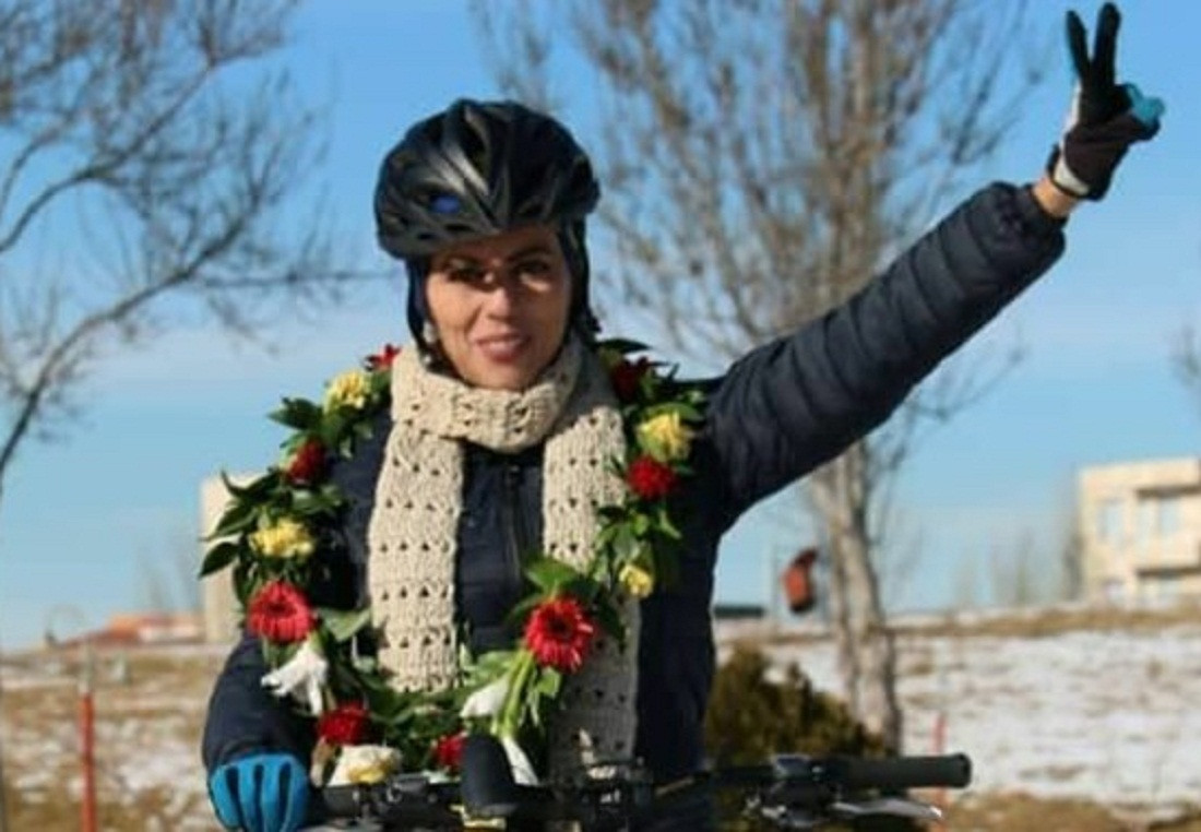 Ərdəbilli xanım velosipedçidən böyük uğur:  Behnaz Hidayəti 2365 km məsafəni qət edib
