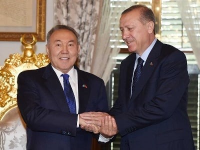 Ərdoğan Nazarbayevlə görüşdü – Ukrayna münaqişəsi müzakirə olunub