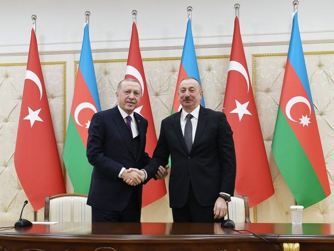 Prezident İlham Əliyev Ərdoğanı təbrik edib –"Azərbaycan-Türkiyə birliyinin dünyada bənzəri yoxdur"