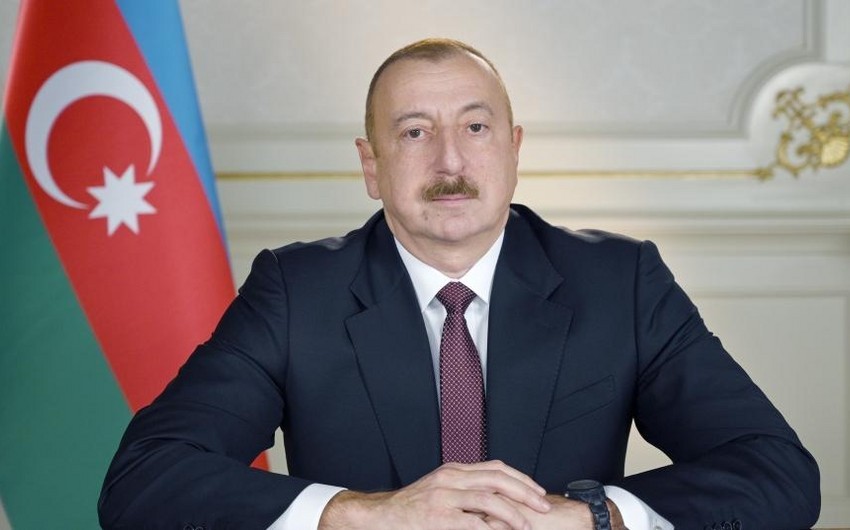 Prezident İlham Əliyev Rumıniyaya işgüzar səfərə gedib