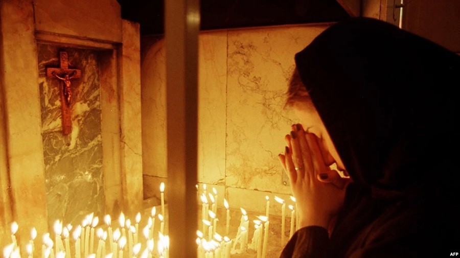 İran xristianları rejimin siyasətinə etiraz bəyanatı yaydı
