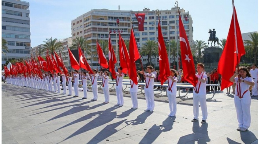 Türkiyədə Atatürkü anma, gənclik və idman bayramı qeyd edilir